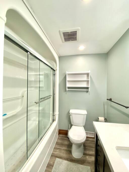 Holiday home Cozy Suite-walk To The Falls!