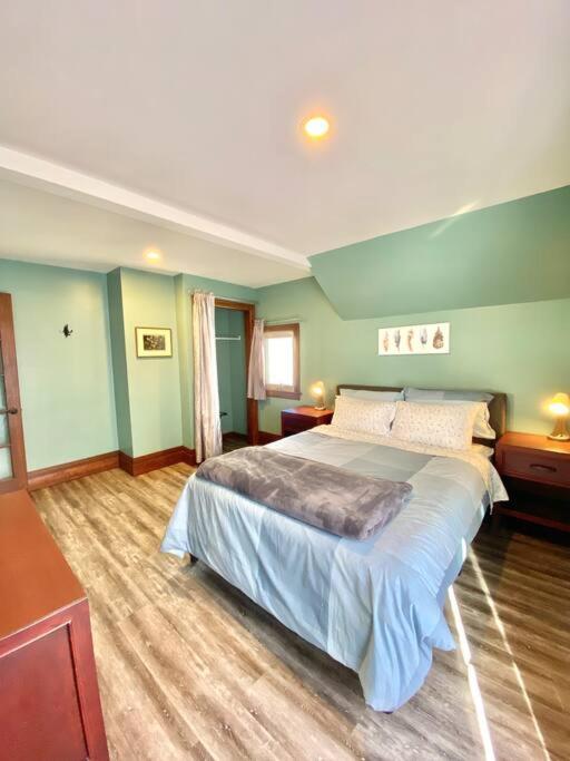 Holiday home Cozy Suite-walk To The Falls! Niagara Falls